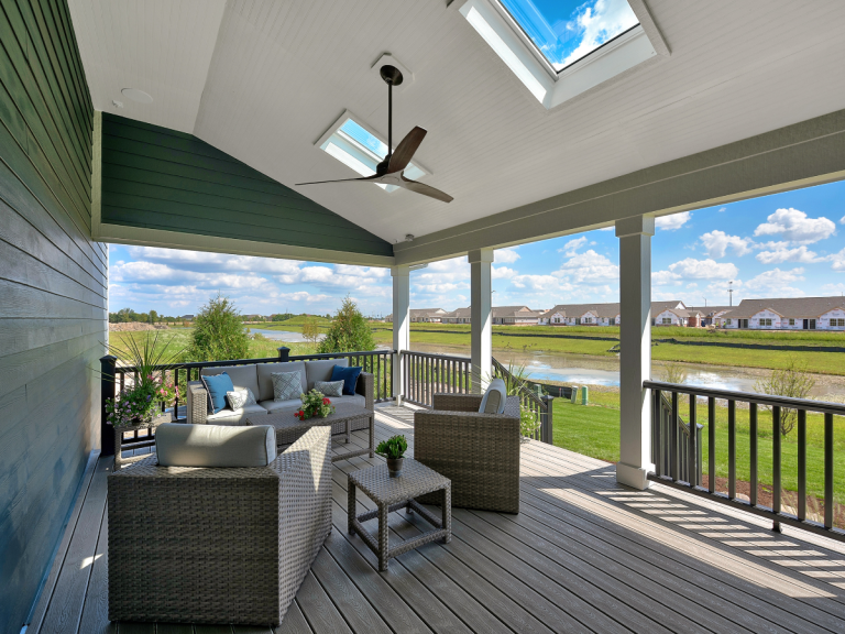 Covered Decks – Dakota Deck Builders